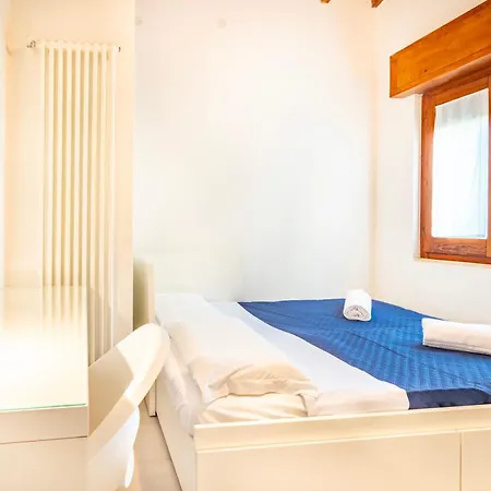 Oasi A Margine Rosso