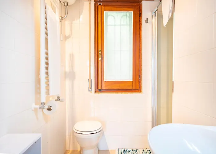 Oasi A Margine Rosso