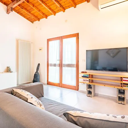 Oasi A Margine Rosso Holiday home *