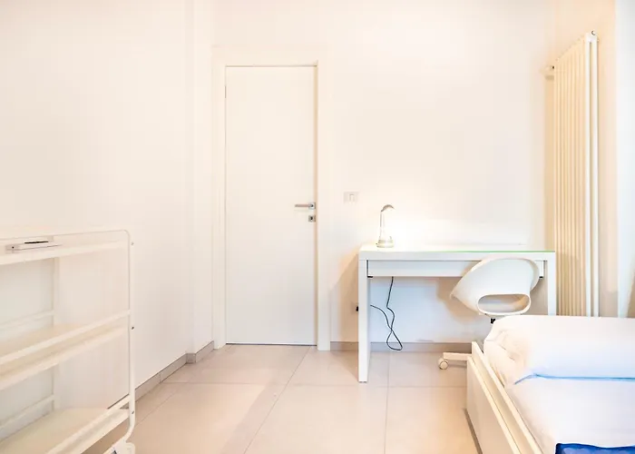 Oasi A Margine Rosso Nyaraló *