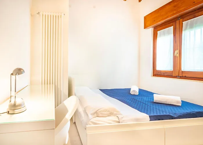 Oasi A Margine Rosso