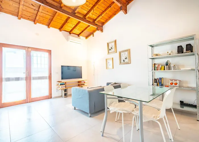 Nyaraló Oasi A Margine Rosso Su Forti